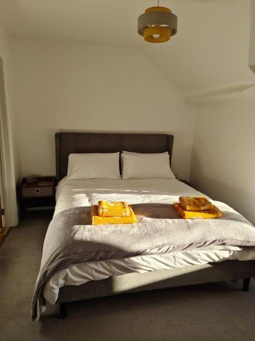 Stylish Georgian Apartment In An Ideal Location North Walsham Bagian luar foto