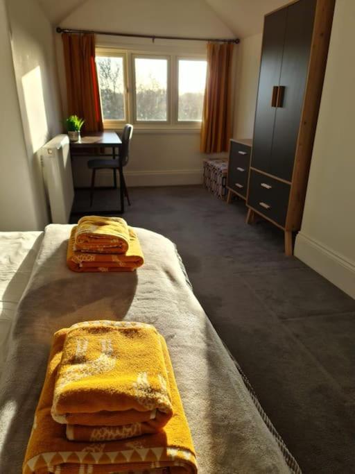 Stylish Georgian Apartment In An Ideal Location North Walsham Bagian luar foto