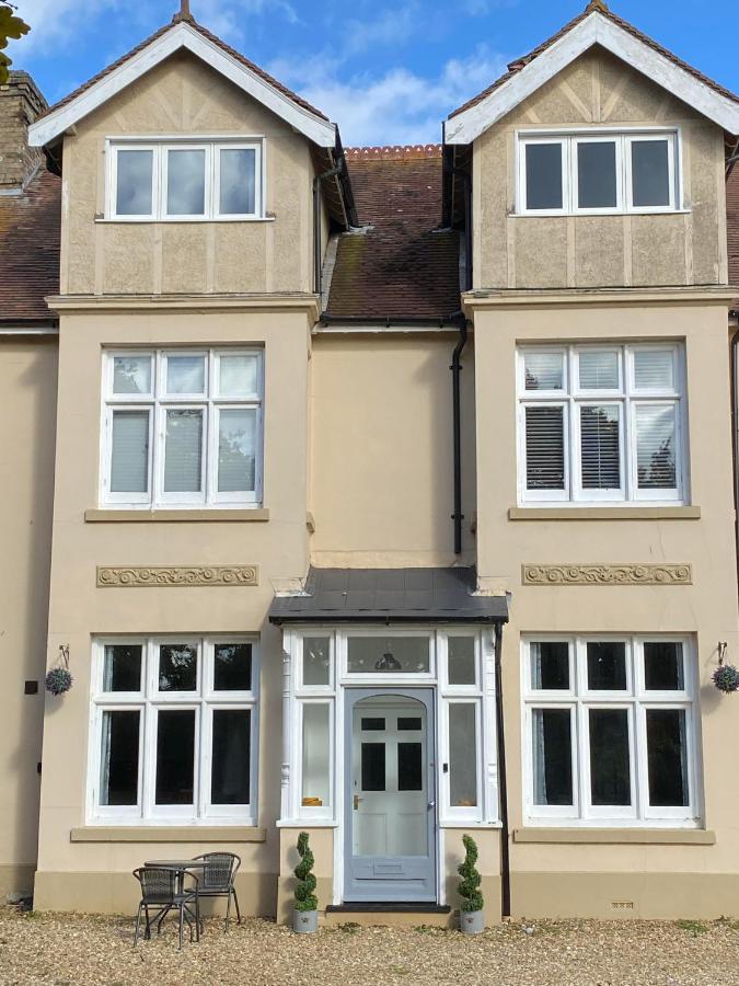Stylish Georgian Apartment In An Ideal Location North Walsham Bagian luar foto