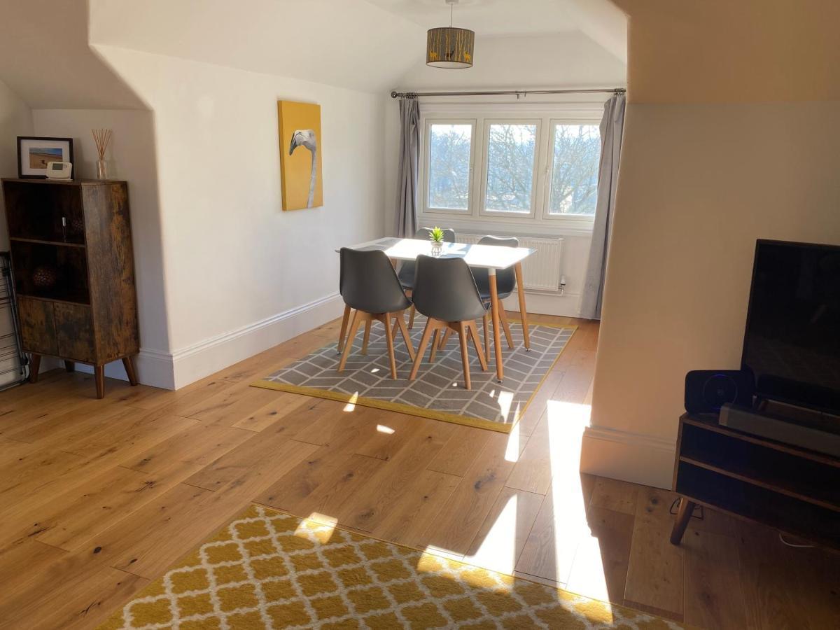 Stylish Georgian Apartment In An Ideal Location North Walsham Bagian luar foto